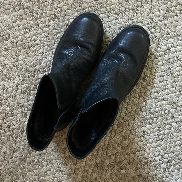 Lauriston Aquatalia Weatherproof Bootie Ankle Boot In Black Leather - Picture 2 of 4